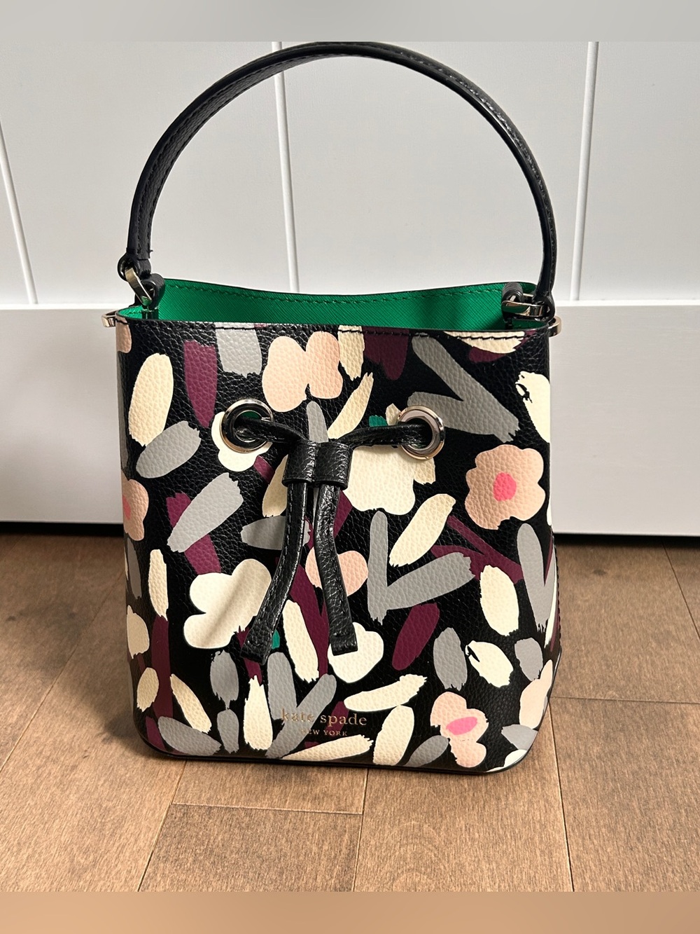 Kate Spade New York Eva Fete Small Leather Floral Bucket & Crossbody Bag 🌸
